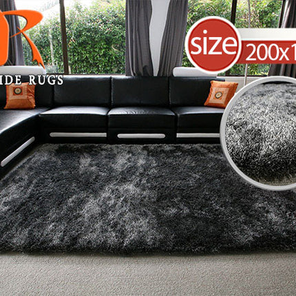 Silk Black/White rug 2x1.4m