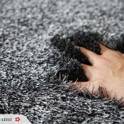 Silk Black/White rug 2x1.4m