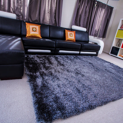 Silk Black/White rug 2x1.4m