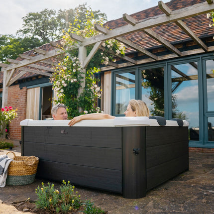 M Spa Oslo Plus Air Jet massage, filtration system, APP